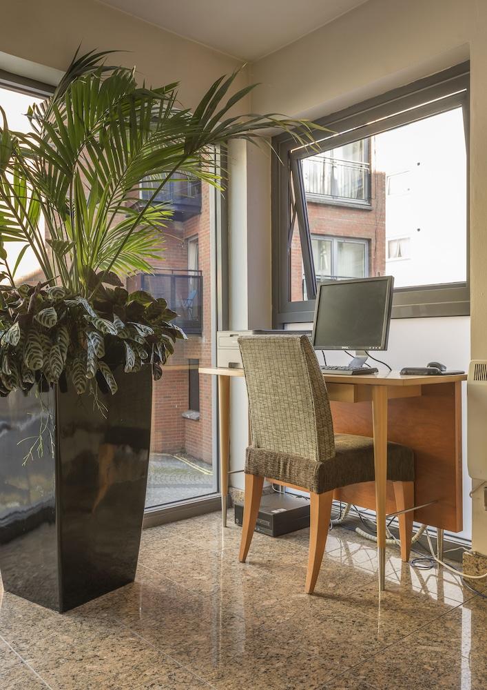 Holyrood Appart hôtel 4*
